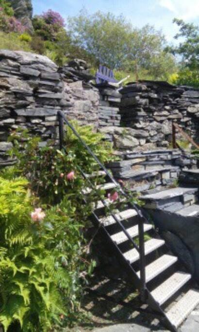 Cosy Terrace Cottage Built Into The Mountain Side. Blaenau Ffestiniog Ngoại thất bức ảnh